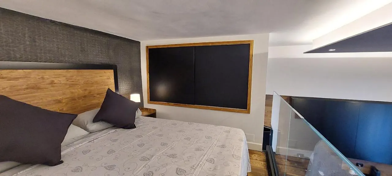 Dreaming Castel Sant'Elmo Apartment Naples